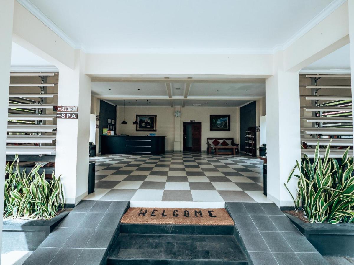 Sunrise Resort Batukaras Экстерьер фото